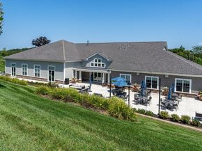 12302 Peters Farm Way 302, Westborough MA 01581