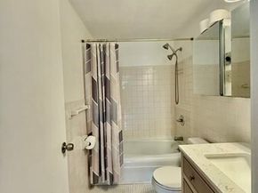 215 Winter St 4L, Weymouth MA 02188