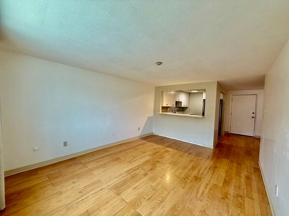 215 Winter St 4L, Weymouth MA 02188