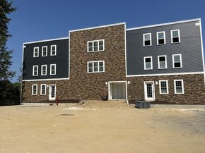393 Court St, Plymouth MA 02360