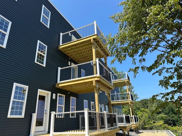 393 Court St, Plymouth MA 02360