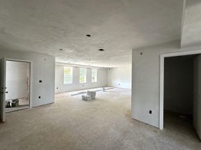 393 Court St, Plymouth MA 02360