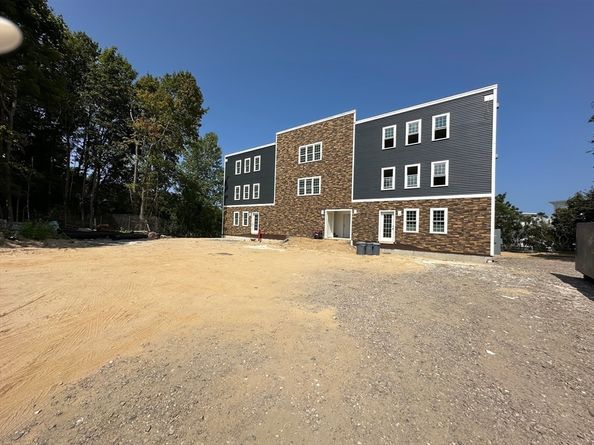 393 Court St, Plymouth MA 02360