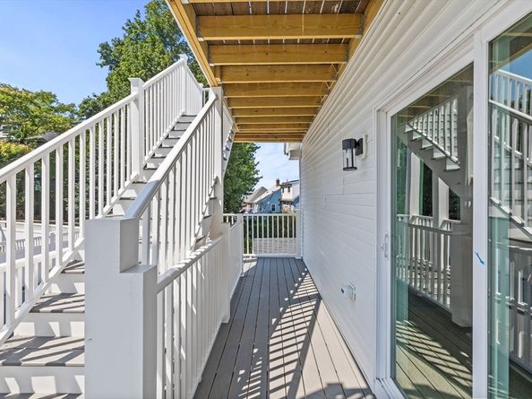12 Sewall Ave 2B, Winthrop MA 02152