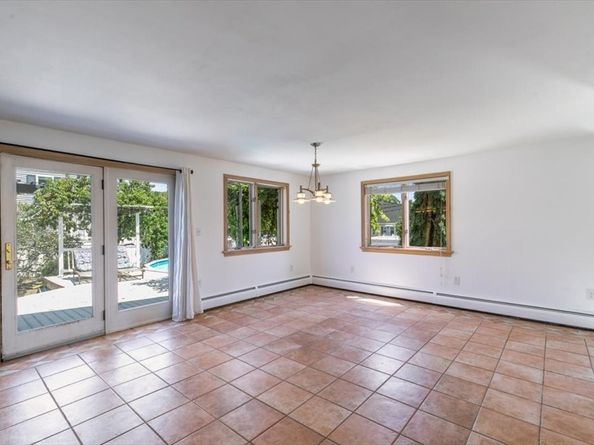 16 Crescent Ave, Beverly MA 01915