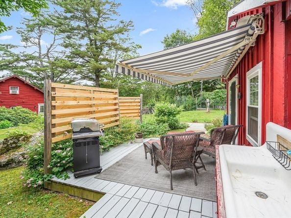 62 Pierce Rd, West Brookfield MA 01585