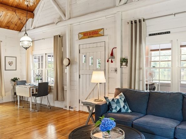 62 Pierce Rd, West Brookfield MA 01585