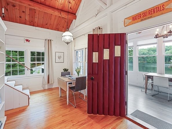 62 Pierce Rd, West Brookfield MA 01585