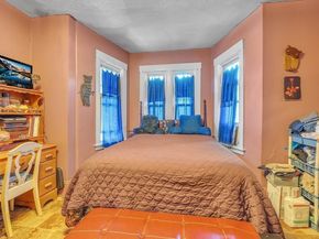 176 Merriam Ave, Leominster MA 01453