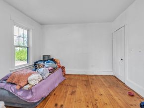 176 Merriam Ave, Leominster MA 01453