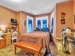 176 Merriam Ave, Leominster MA 01453