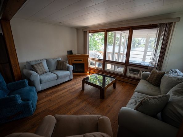 125 Birch Island Rd, Webster MA 01570