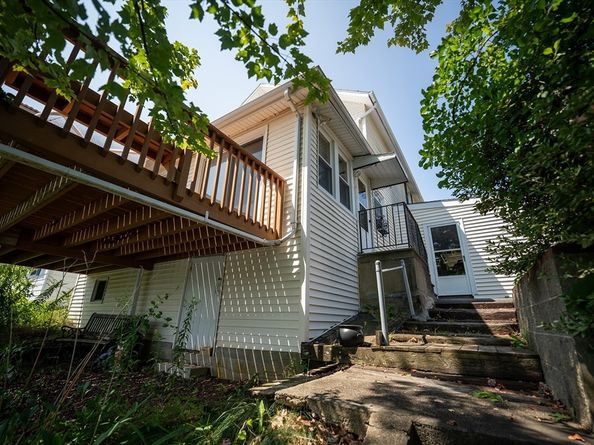 125 Birch Island Rd, Webster MA 01570