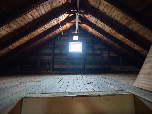 125 Birch Island Rd, Webster MA 01570