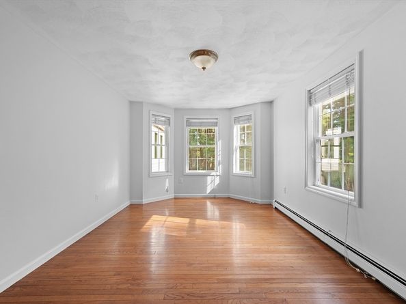30 Arthur St, Holliston MA 01746
