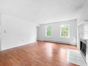 30 Arthur St, Holliston MA 01746