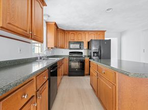 30 Arthur St, Holliston MA 01746