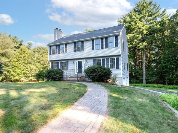 30 Arthur St, Holliston MA 01746