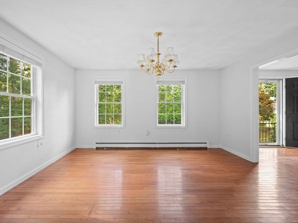 30 Arthur St, Holliston MA 01746