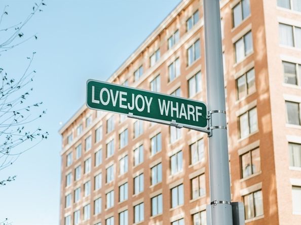 100 Lovejoy Wharf 6B, Boston MA 02114