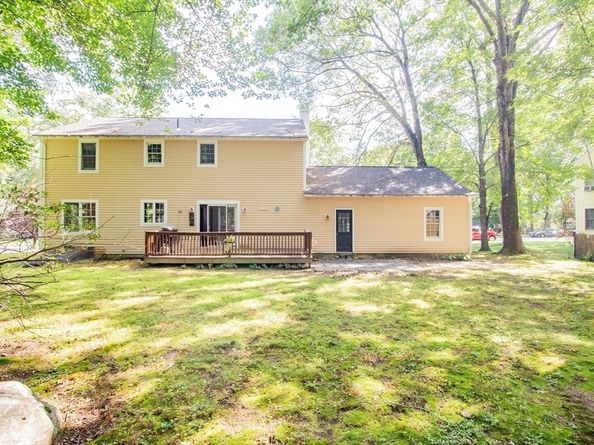12 Tattan Farm Rd, Worcester MA 01605