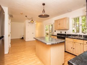 12 Tattan Farm Rd, Worcester MA 01605