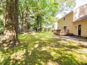 12 Tattan Farm Rd, Worcester MA 01605