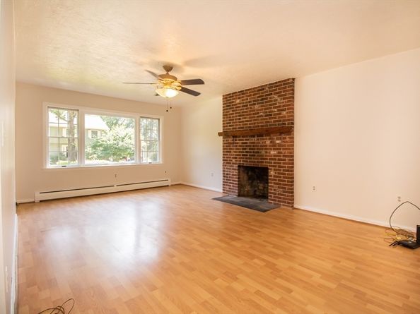 12 Tattan Farm Rd, Worcester MA 01605