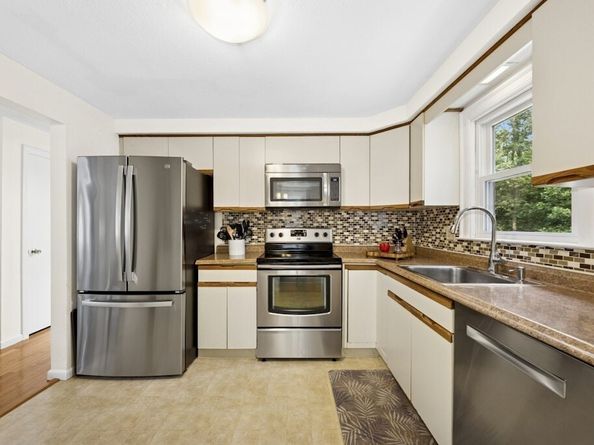 24 Juniper Brook Road, Northborough MA 01532