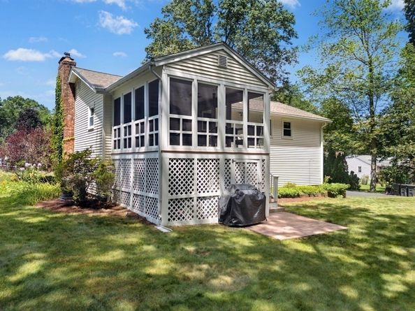 24 Juniper Brook Road, Northborough MA 01532