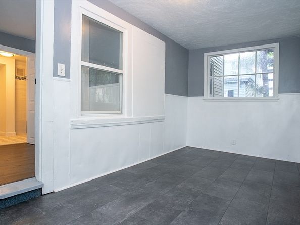 22 Prescott St, Leominster MA 01453