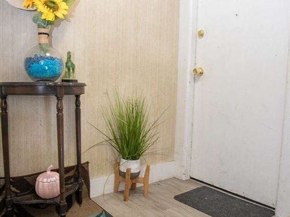 22 Prescott St, Leominster MA 01453