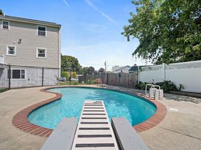2 Florence Cir, Stoneham MA 02180