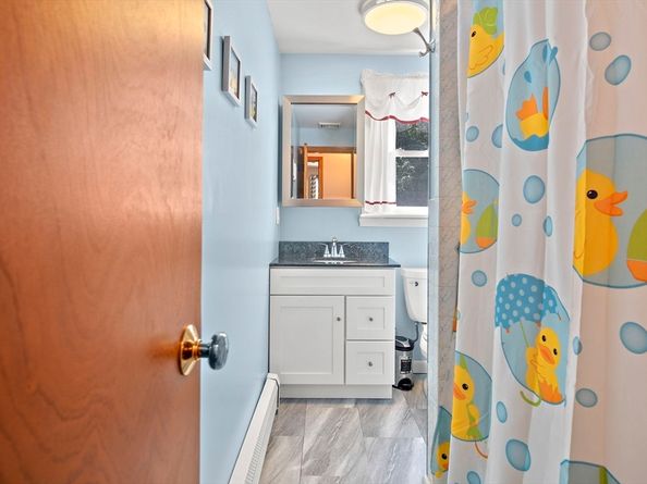 2 Florence Cir, Stoneham MA 02180