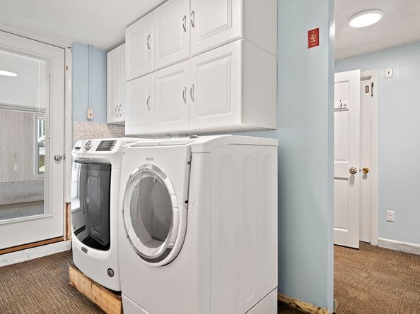 2 Florence Cir, Stoneham MA 02180