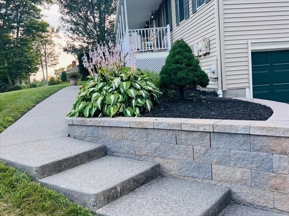 44 Camile Rd, Webster MA 01570