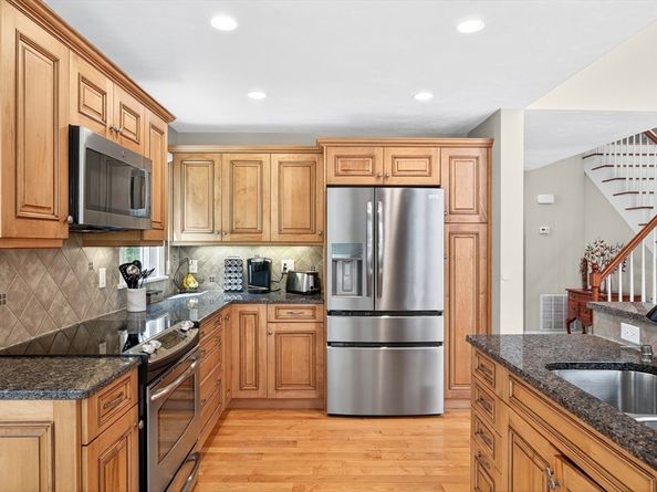 30 Dillingham Way 30, Plymouth MA 02360