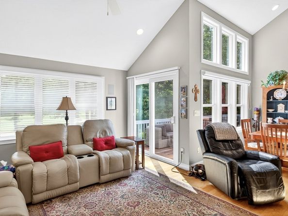 30 Dillingham Way 30, Plymouth MA 02360