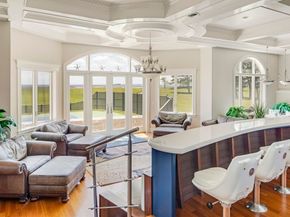 76 Paine Ave, Beverly MA 01915