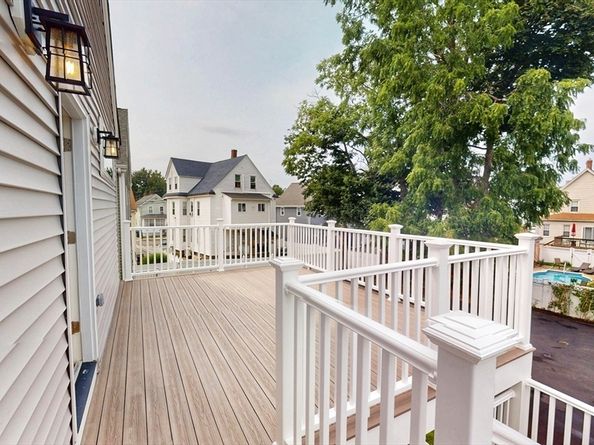 10 Lewis St, Medford MA 02155