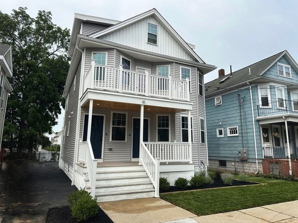 10 Lewis St, Medford MA 02155