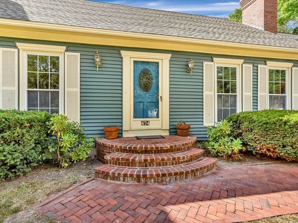 474 Townsend St, Fitchburg MA 01420