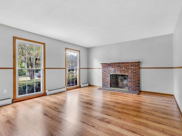 474 Townsend St, Fitchburg MA 01420