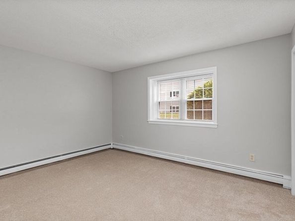 9 Chapel Hill Drive 2, Plymouth MA 02360