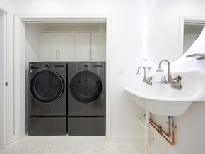 59 Monadnock St 1, Boston MA 02125