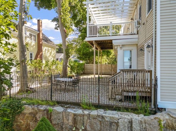 13 Whiting St 2, Plymouth MA 02360