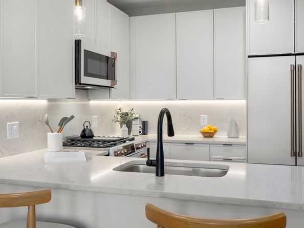 100 Lincoln Street 203, Boston MA 02135