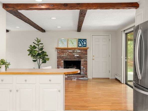 29 Kendall Rd, Sudbury MA 01776