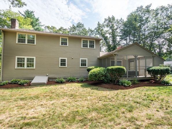 29 Kendall Rd, Sudbury MA 01776