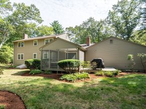 29 Kendall Rd, Sudbury MA 01776